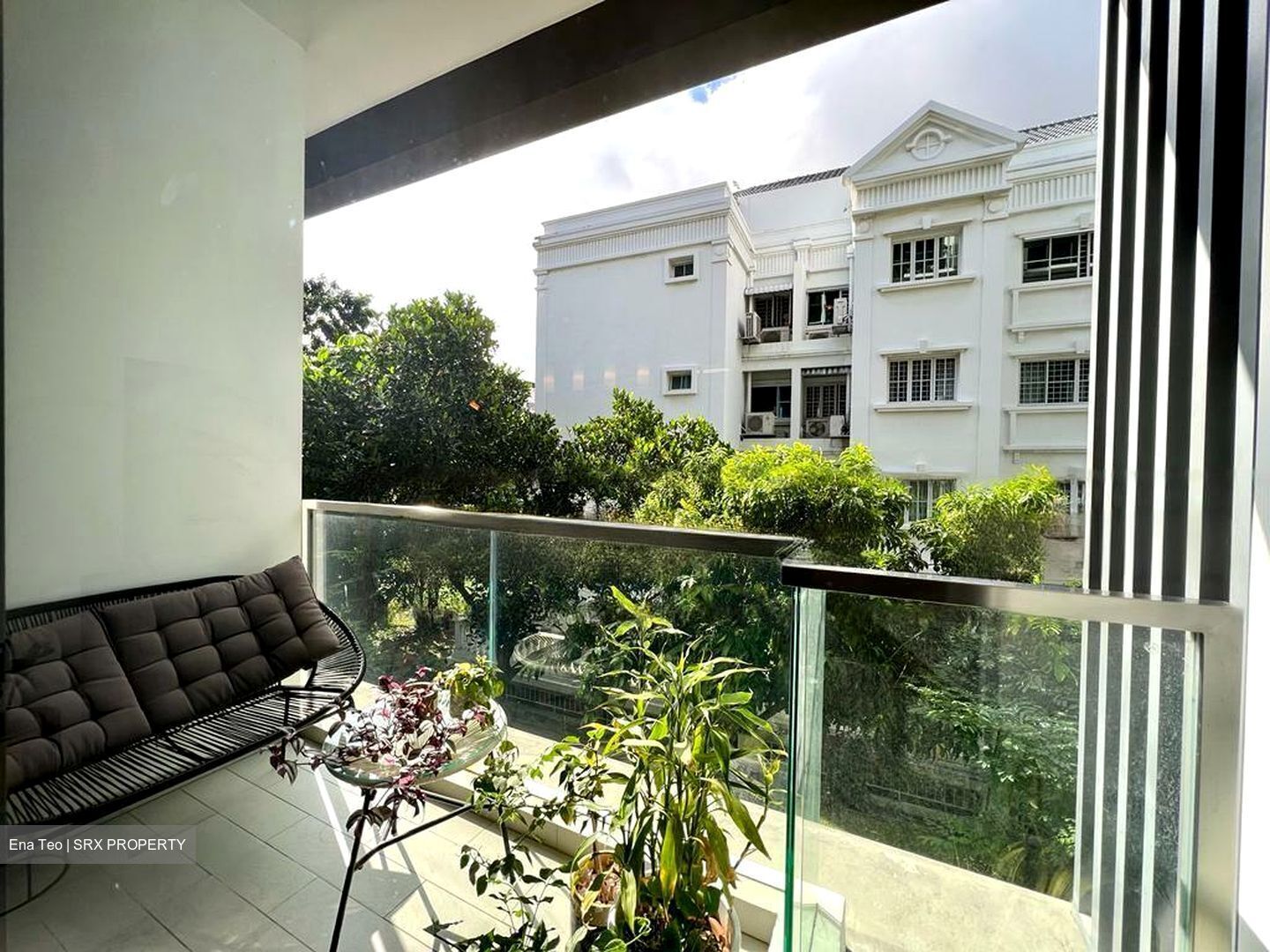 Straits Mansions (D15), Apartment #473492821